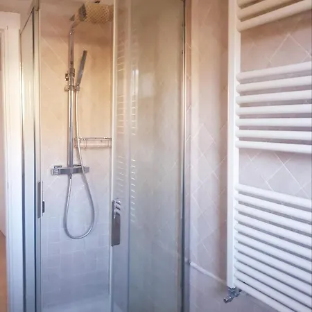 Carachouse-lido Di Camaiore, Tra Pini Marini E Mare Apartment *